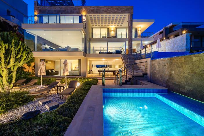Image No.1-Villa de 5 chambres à vendre à Kalkan