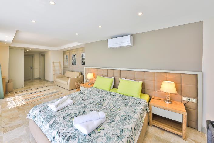 Image No.14-5 Bed Villa for sale