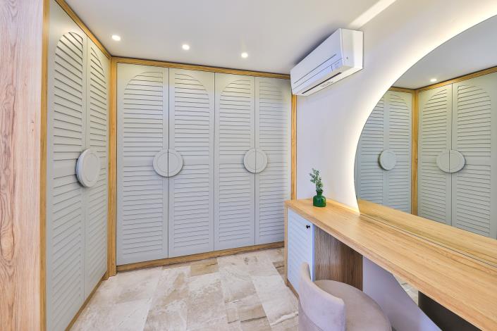 Image No.17-5 Bed Villa for sale