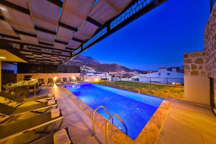 Image No.2-Villa de 5 chambres à vendre à Kalkan