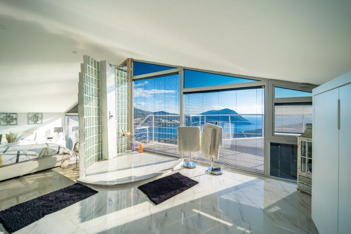 Image No.36-3 Bed Villa for sale