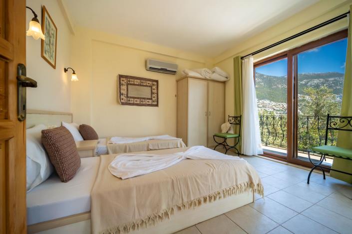 Image No.30-4 Bed Villa for sale