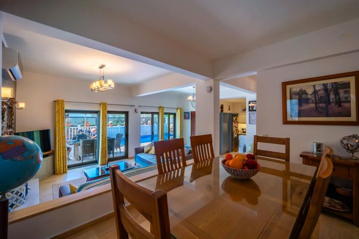 Image No.27-5 Bed Villa for sale