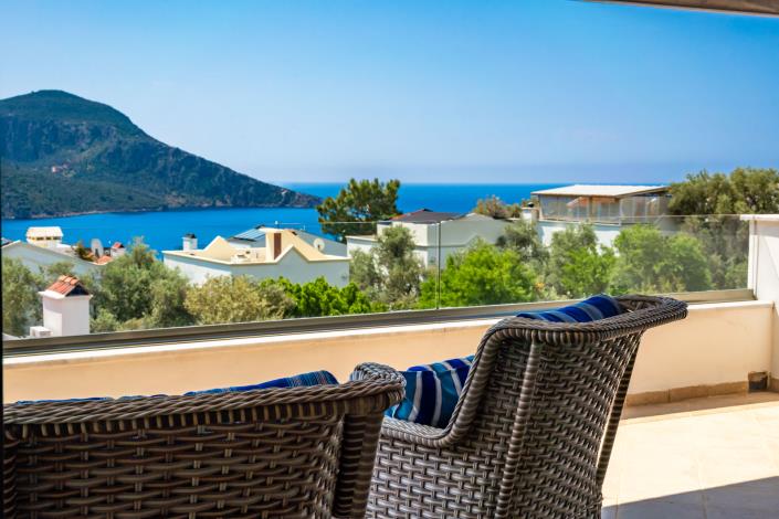 Image No.1-5 Bed Villa for sale