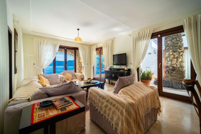 Image No.15-3 Bed Villa for sale