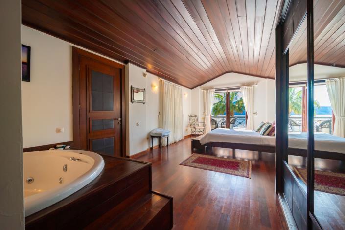 Image No.21-3 Bed Villa for sale