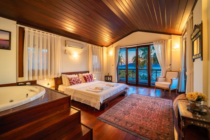 Image No.28-3 Bed Villa for sale