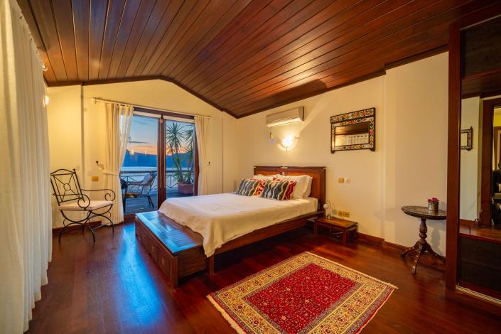 Image No.29-3 Bed Villa for sale