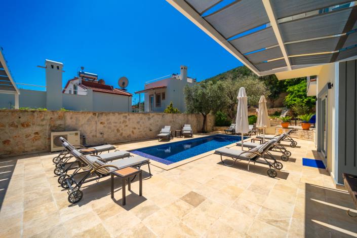 Image No.3-5 Bed Villa for sale