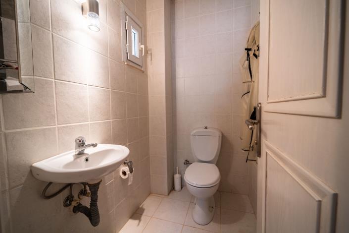 Image No.10-3 Bed Villa for sale