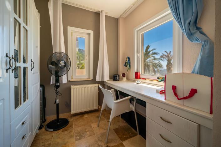 Image No.19-3 Bed Villa for sale