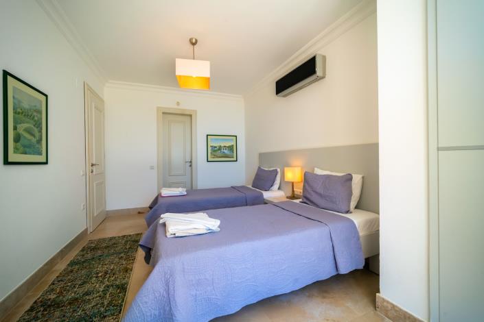 Image No.16-3 Bed Villa for sale