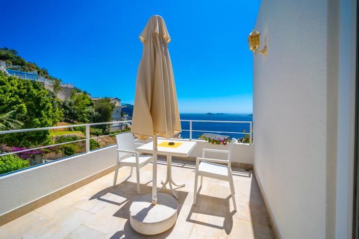 Image No.24-3 Bed Villa for sale