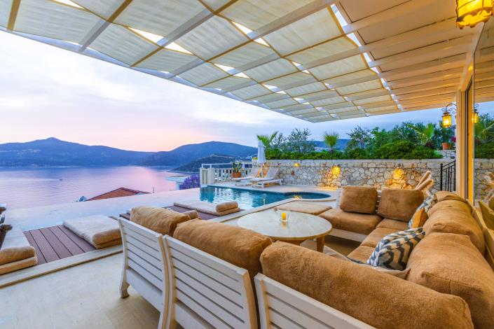 Image No.8-5 Bed Villa for sale