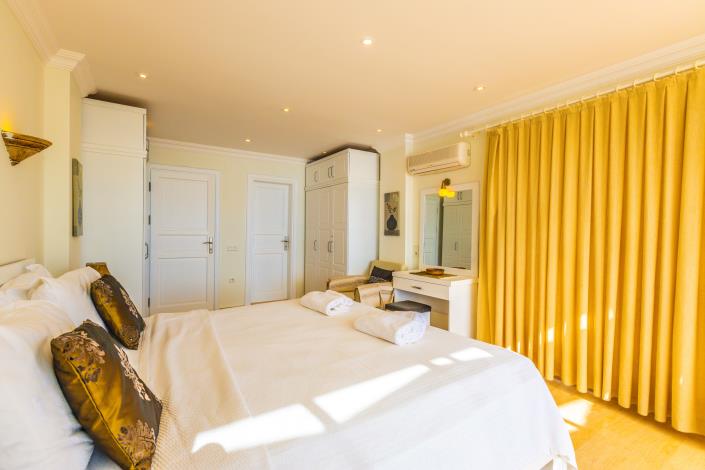 Image No.22-5 Bed Villa for sale