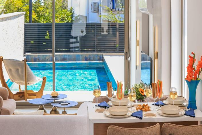 Image No.13-2 Bed Villa for sale