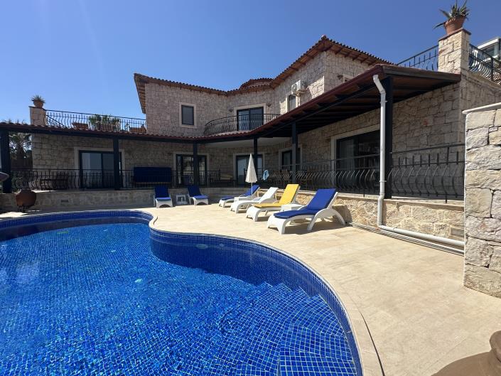 Image No.2-3 Bed Villa for sale