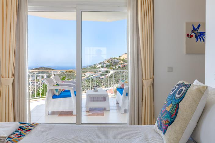 Image No.28-3 Bed Villa for sale