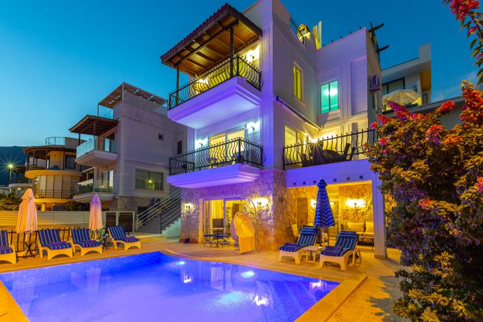 Image No.1-Villa de 3 chambres à vendre à Kalkan