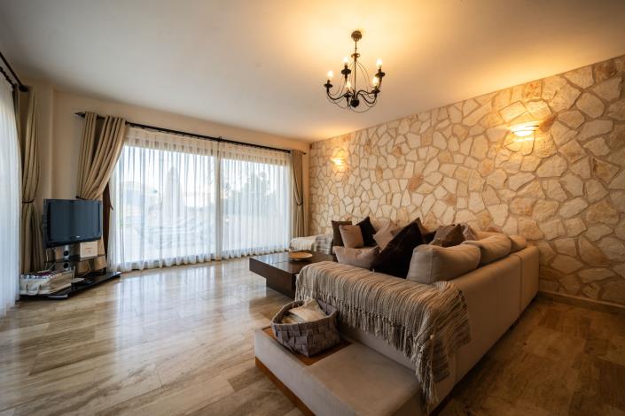 Image No.23-4 Bed Villa for sale