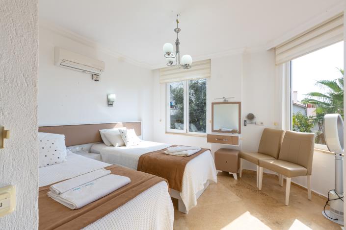 Image No.18-3 Bed Villa for sale