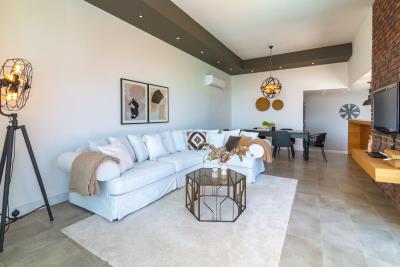 WhatsApp-Image-2025-10-31-at-17-25-30--1-