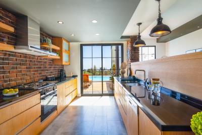 WhatsApp-Image-2025-10-31-at-17-25-32--1-