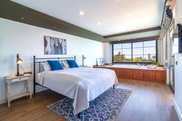 Image No.14-2 Bed Villa for sale