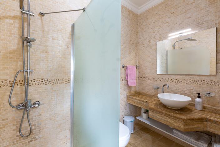 Image No.27-3 Bed Villa for sale