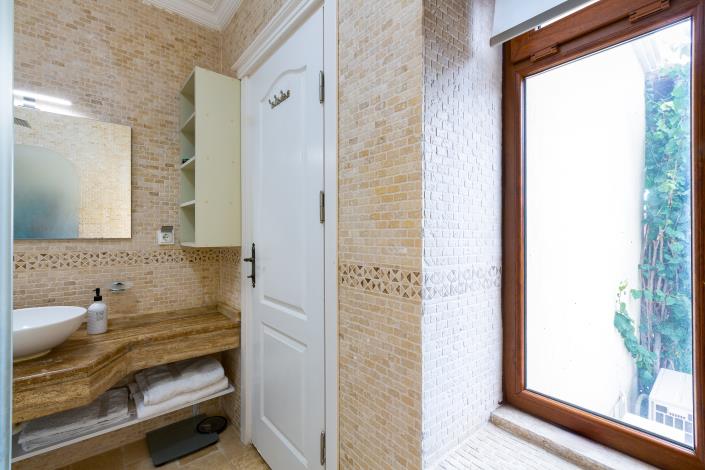 Image No.26-3 Bed Villa for sale