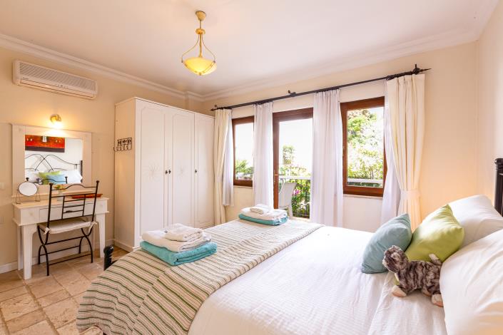 Image No.30-3 Bed Villa for sale