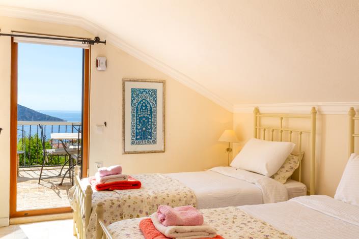 Image No.36-3 Bed Villa for sale