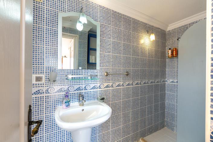 Image No.41-3 Bed Villa for sale