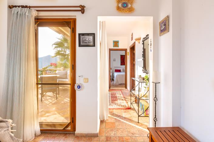 Image No.17-2 Bed Apartment for sale