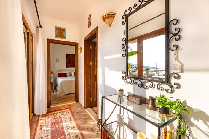 Image No.18-2 Bed Apartment for sale