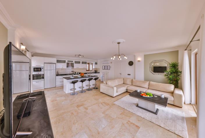 Image No.28-5 Bed Villa for sale