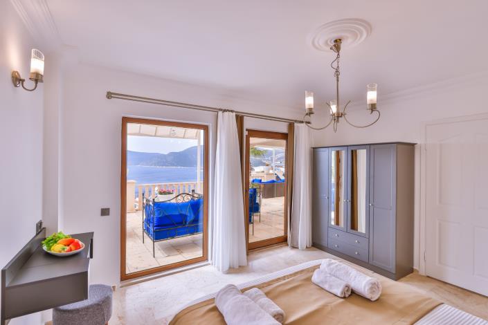 Image No.31-5 Bed Villa for sale