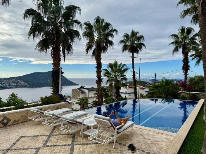 Image No.20-2 Bed Apartment for sale