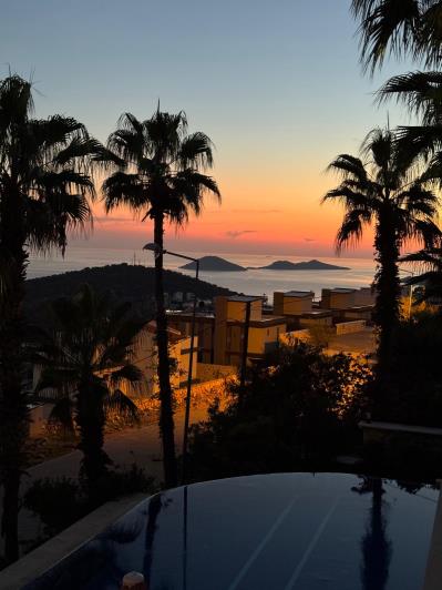 Image No.22-2 Bed Apartment for sale