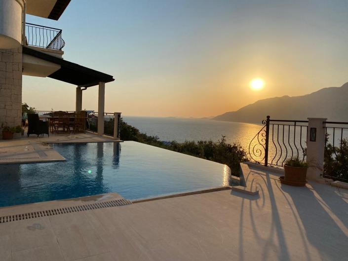 Image No.2-Villa de 3 chambres à vendre à Kalkan