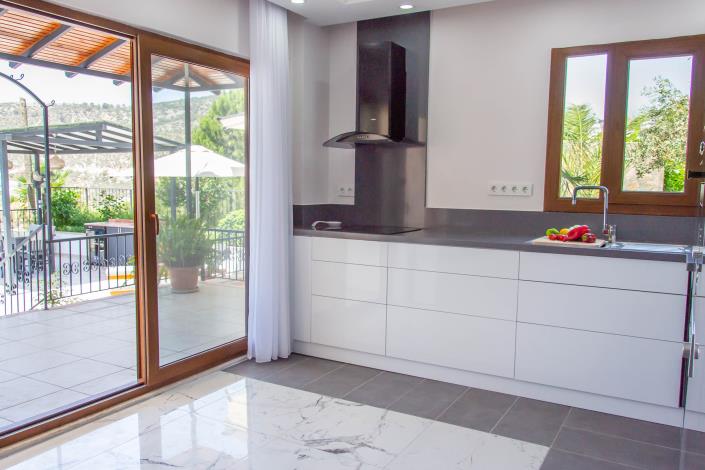 Image No.12-3 Bed Villa for sale