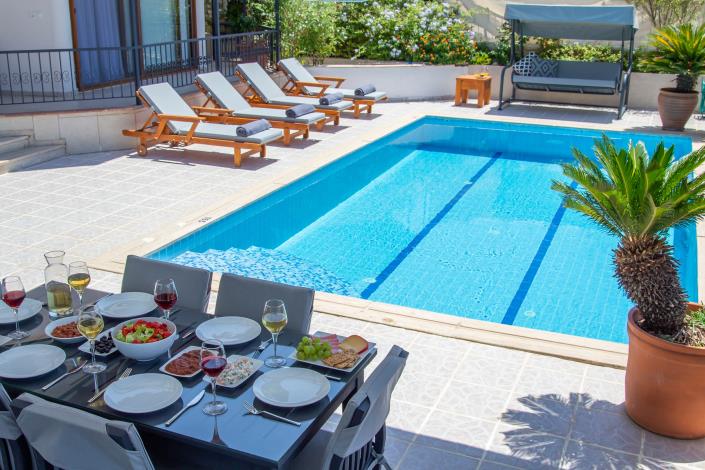 Image No.3-3 Bed Villa for sale