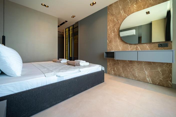 Image No.11-3 Bed Villa for sale