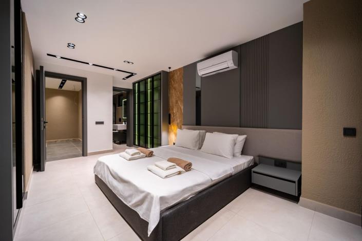 Image No.19-3 Bed Villa for sale