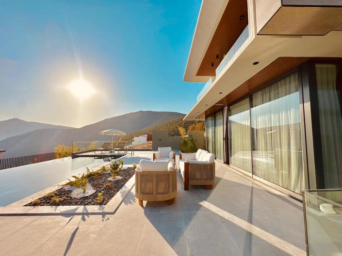 Image No.3-3 Bed Villa for sale