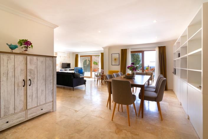 Image No.12-4 Bed Villa for sale