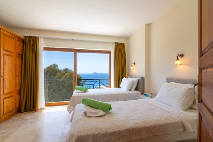 Image No.24-4 Bed Villa for sale