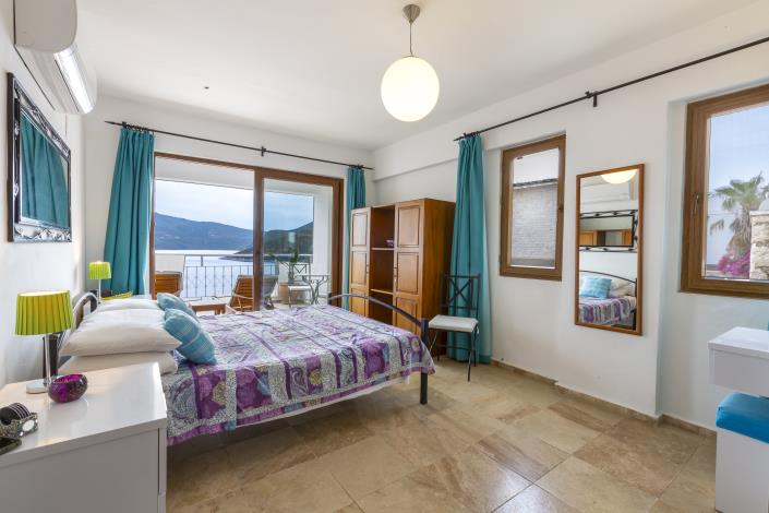 Image No.12-2 Bed Apartment for sale