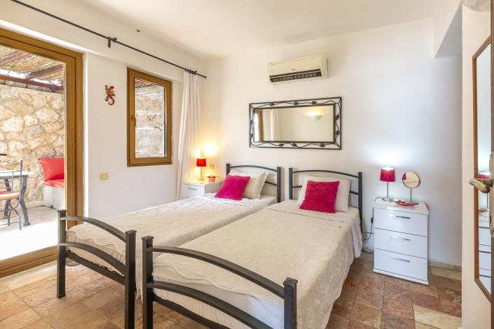 Image No.15-2 Bed Apartment for sale