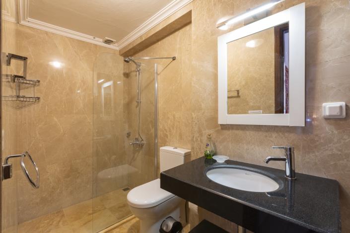 Image No.20-2 Bed Apartment for sale